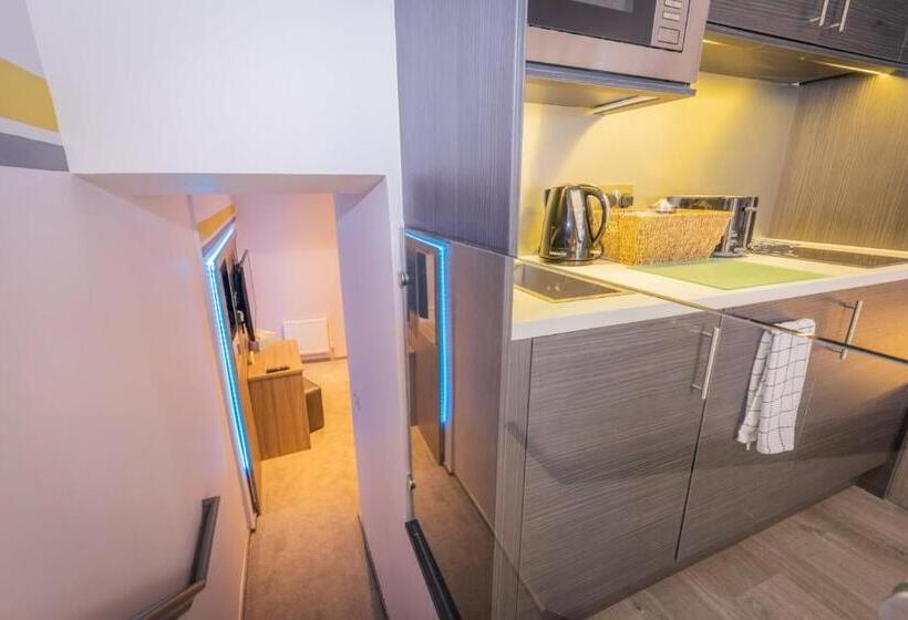 إستوديو قياسى, Court Residence Apart