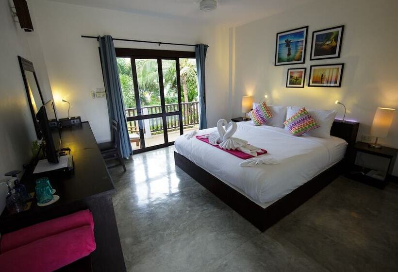 Номер Стандарт с Балконом, Elysia Boutique Resort