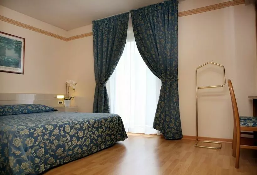 اتاق استاندارد, Excelsior