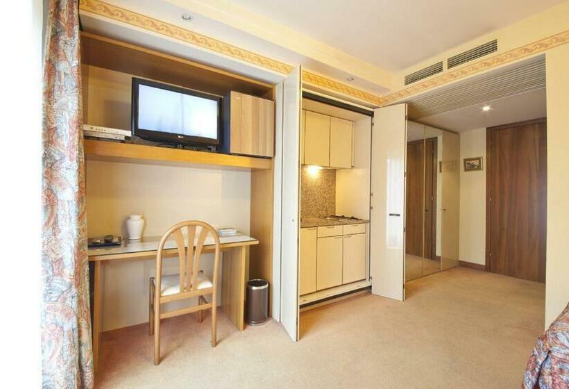 デラックスルーム, Excelsior