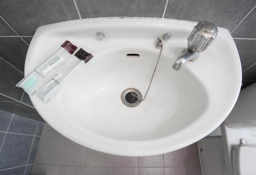 Quarto Economy Individual, Legreen Suite Tebet