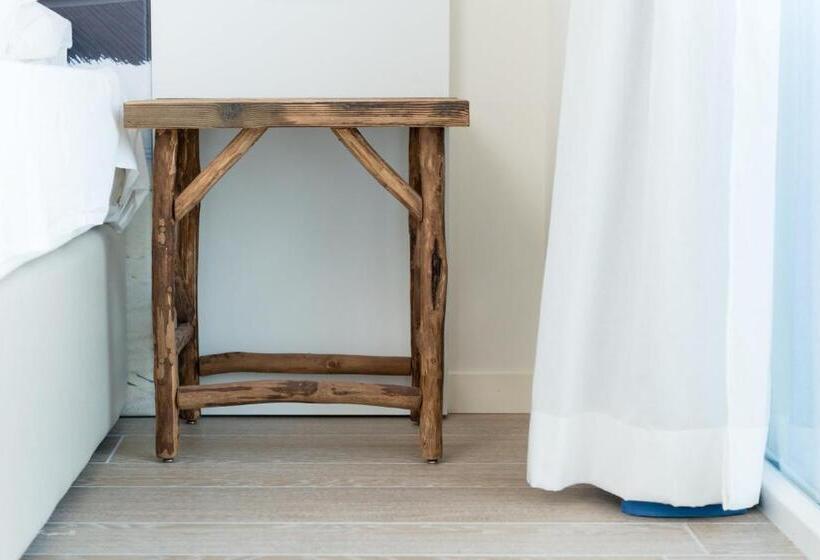 スタンダードルーム, Mediterraneo