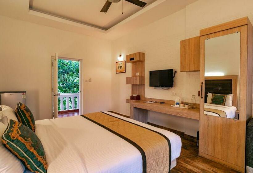 Chambre Triple Supérieure, Tea Harvester