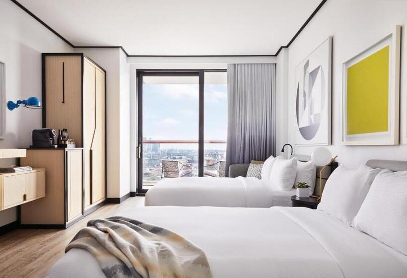 스탠다드 룸 더블 침대 2개, The William Vale