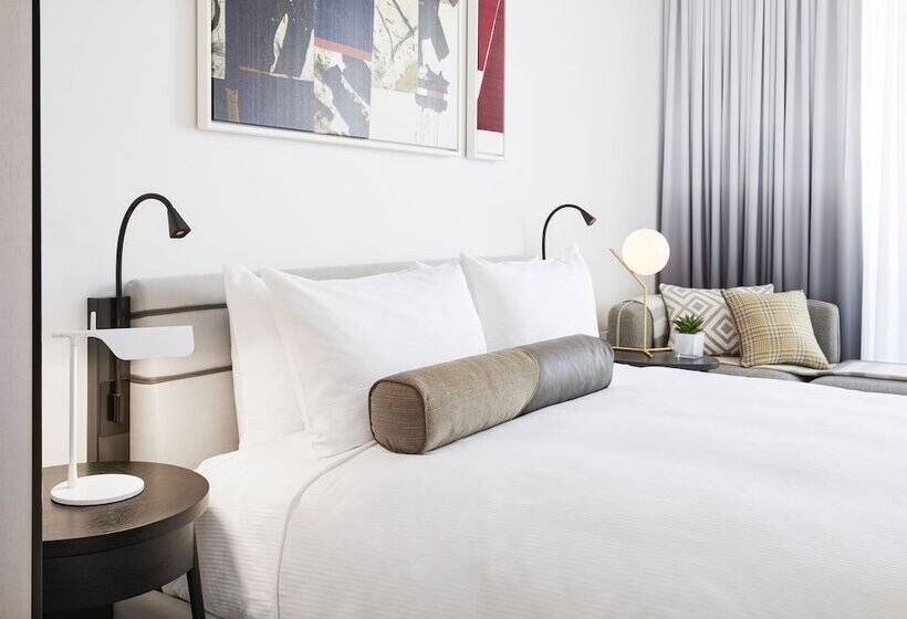 스탠다드 룸 더블 침대, The William Vale