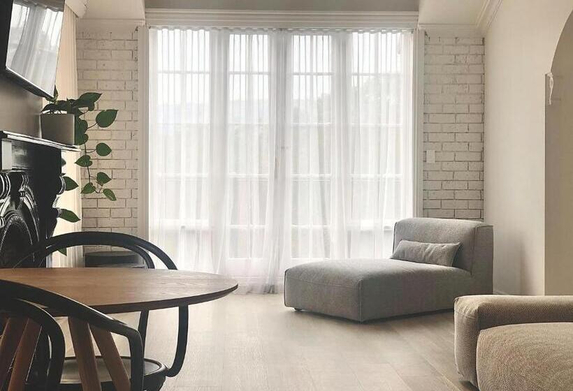 발코니가 있는 스위트, Trawool Estate