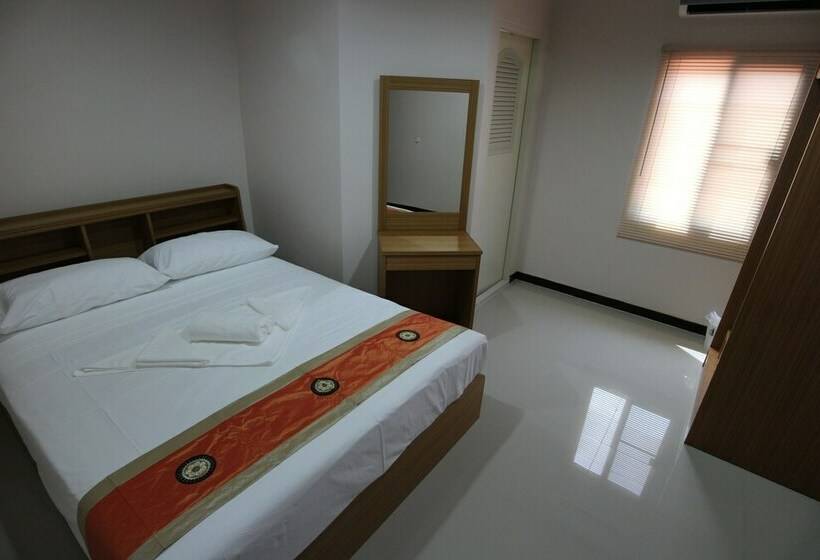 Comfort Szoba, B Place Guesthouse