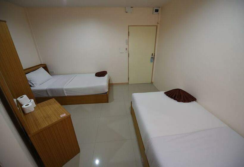 Comfort Szoba, B Place Guesthouse