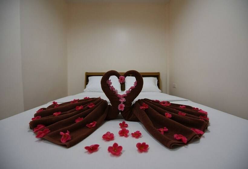 Comfort Szoba, B Place Guesthouse