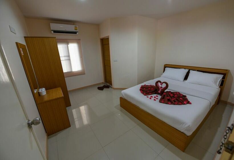 Comfort Szoba, B Place Guesthouse