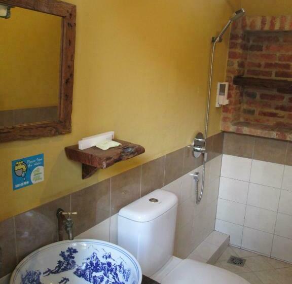 חדר משפחתי חדר אמבטיה משותף, Kelantan House