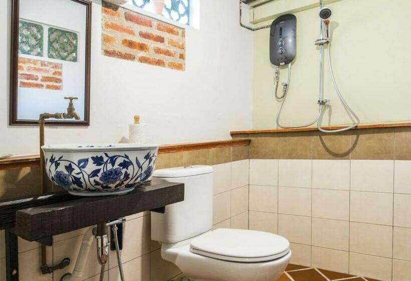 Люкс Повышенной Комфортности, Kelantan House