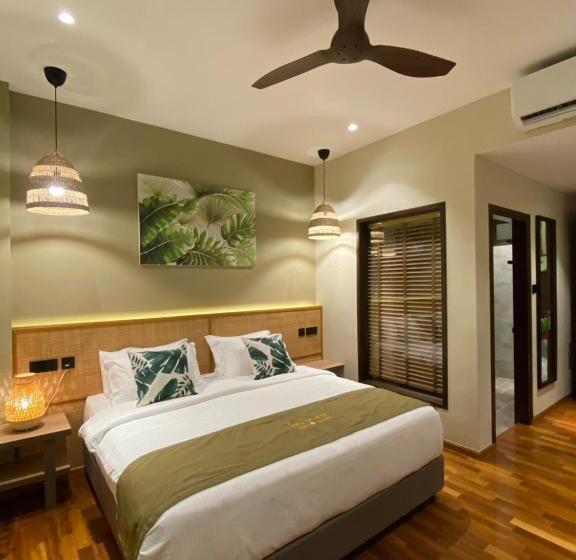 Люкс Deluxe Кровать Кинг, Kelantan House