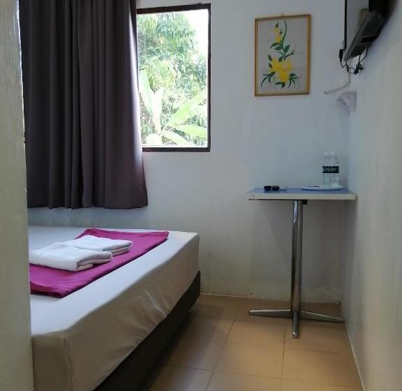 חדר אקונומי, Rasa Motel