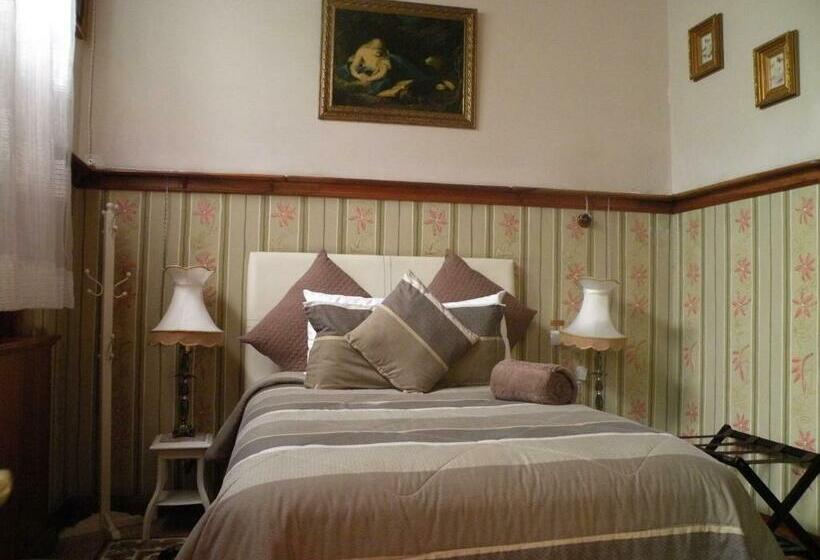 سوییت, Azcami Boutique