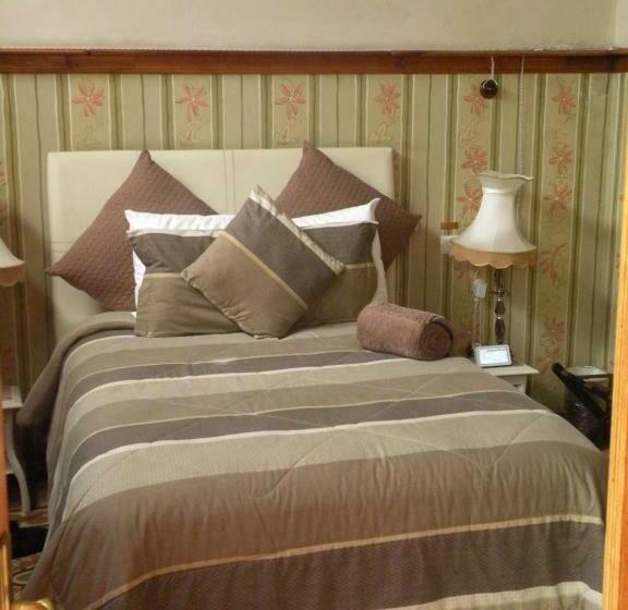 سوییت, Azcami Boutique