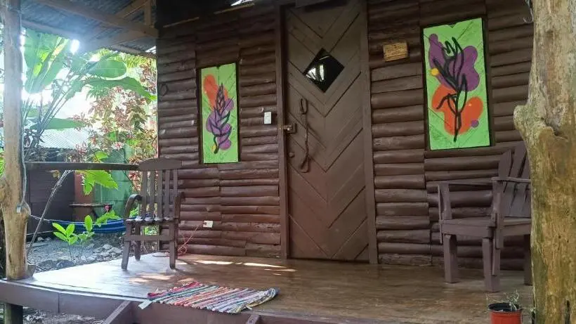 اتاق استاندارد چهارنفره با سرویس بهداشتی مشترک, Flutterby House Hostel
