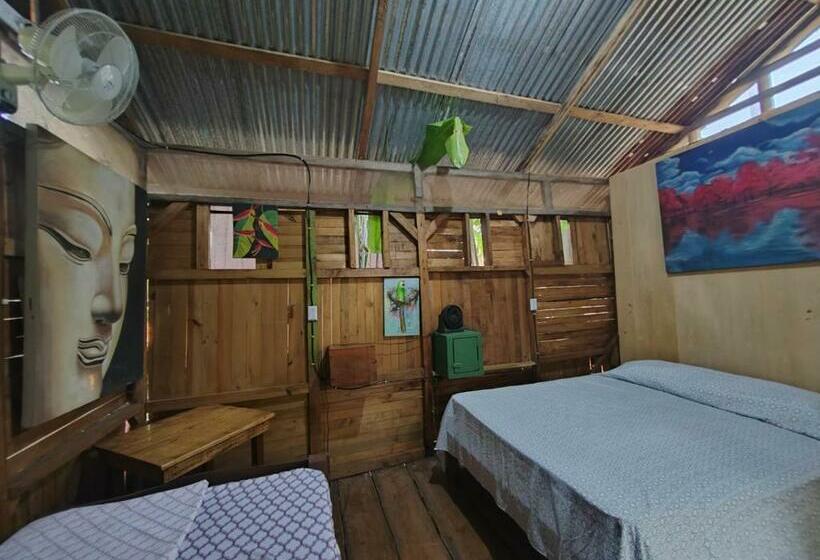 Quarto Economy, Flutterby House Hostel