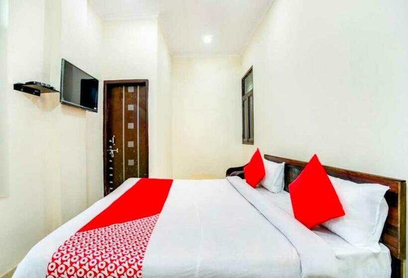 חדר קלאסי לשלושה, Oyo Flagship 81126  Lime Tree Residency