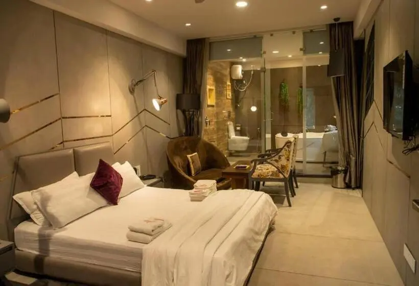 プレジデントスイートルーム, Fabhotel Prime Welcome Palace Inside Chandni Chowk Complex