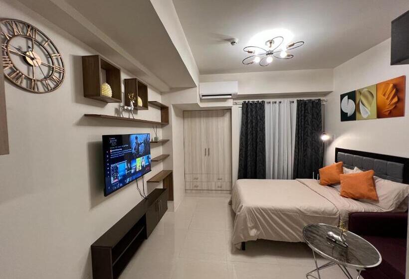 バルコニー付きスタンダードステューディオ, Inspiria Tower Condominium 1126