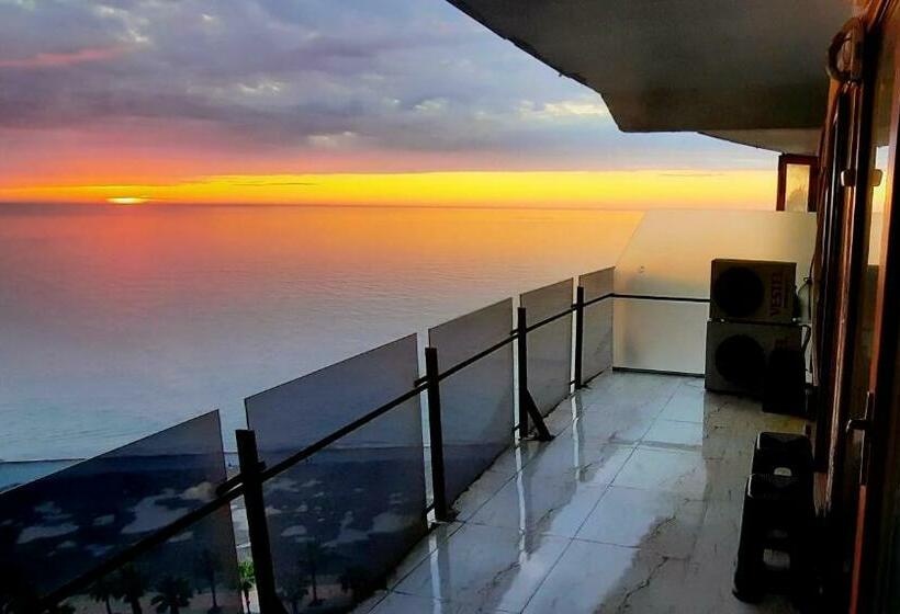 آپارتمان 1 خوابه با چشمانداز دریا, Selazir Apart Hotel Batumi
