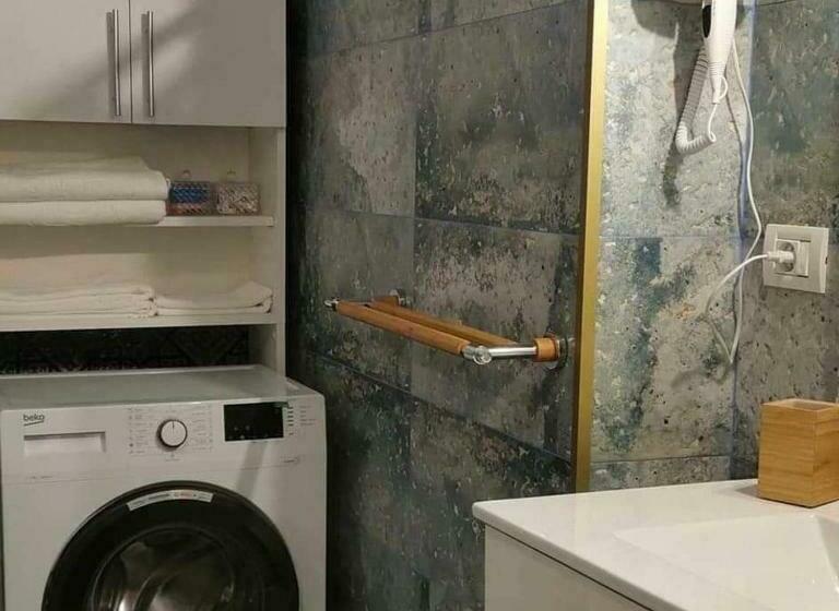 デラックススタジオ, Studio Maritime