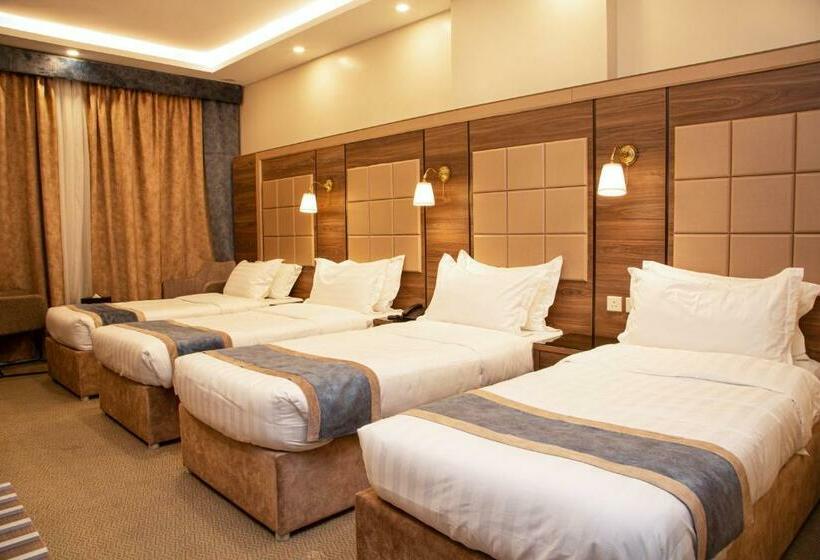 经济四人房间, فندق فيردان