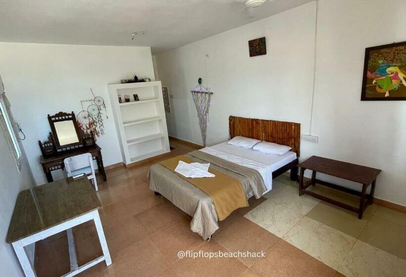 デラックスルーム, Flipflops Beach Shack