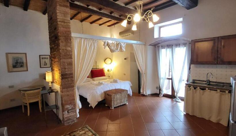 스탠다드 스튜디오 킹침대, Tenuta Colombaio