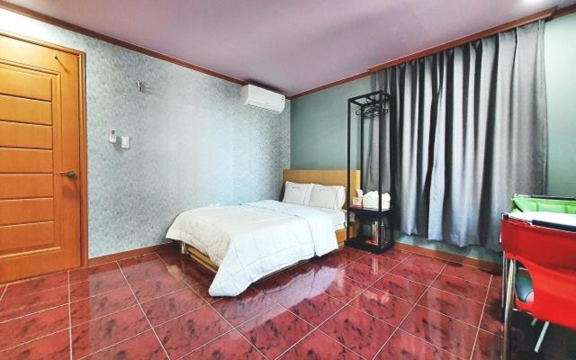 Номер Стандарт, Busanstation Centum