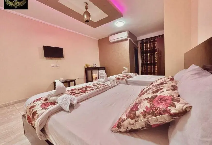 اتاق لوکس, The Muse Pyramids Inn