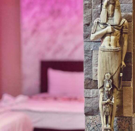 اتاق لوکس, The Muse Pyramids Inn