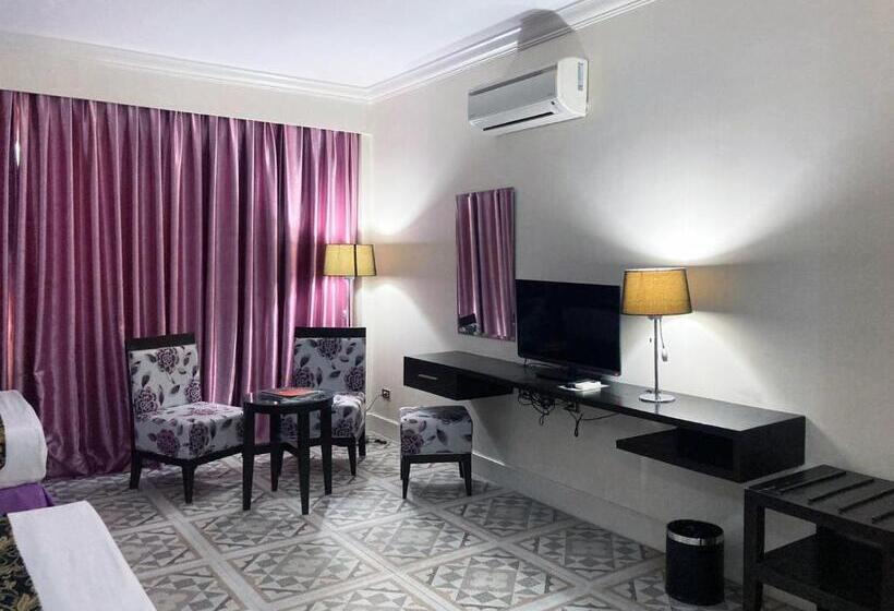 سوییت جونیور, Fiesta Garden Hotel By Sms Hospitality