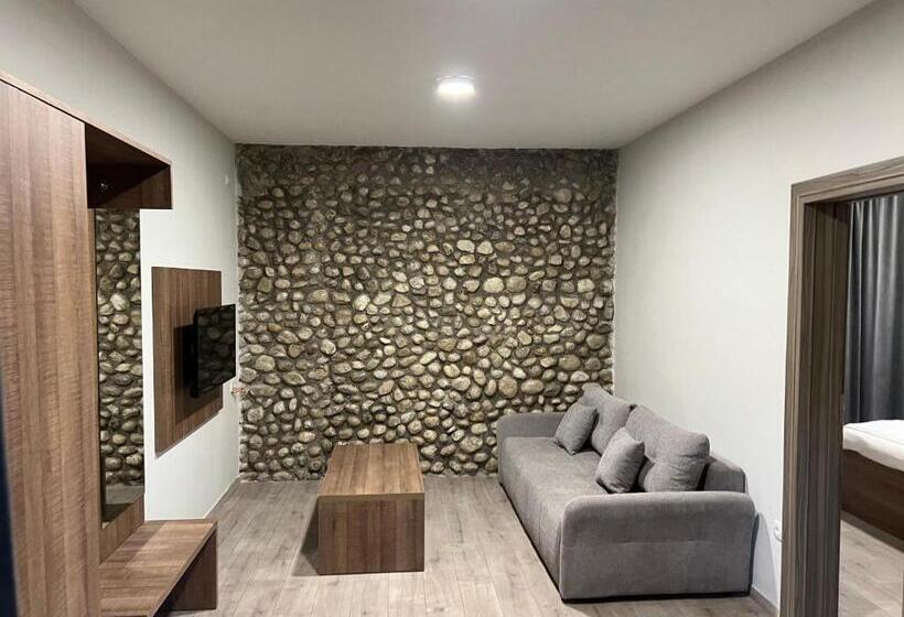 آپارتمان 1 خوابه, Jazina