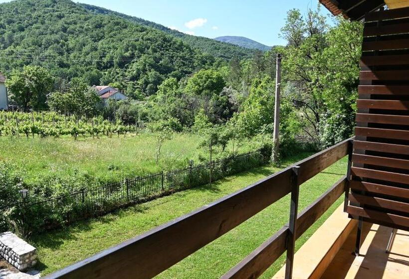 آپارتمان 1 خوابه با بالکن, Jazina