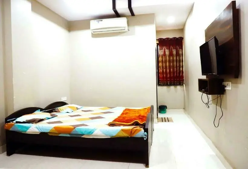 デラックストリプルルーム, Oyo 80950b Samrat Lodge