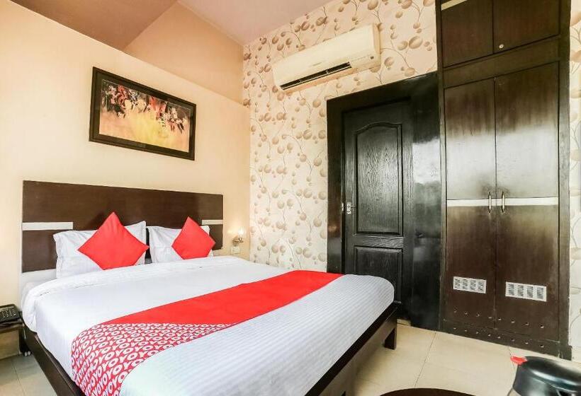 스탠다드 룸, Collection O Ak Acacia Jazz Club