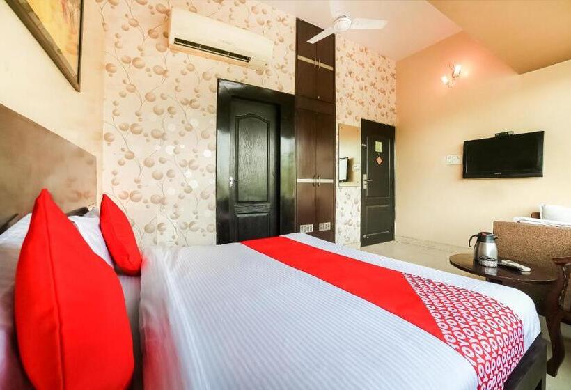 스탠다드 룸, Collection O Ak Acacia Jazz Club