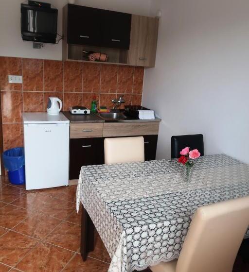 آپارتمان 1 خوابه, Apartments Maxi Katić