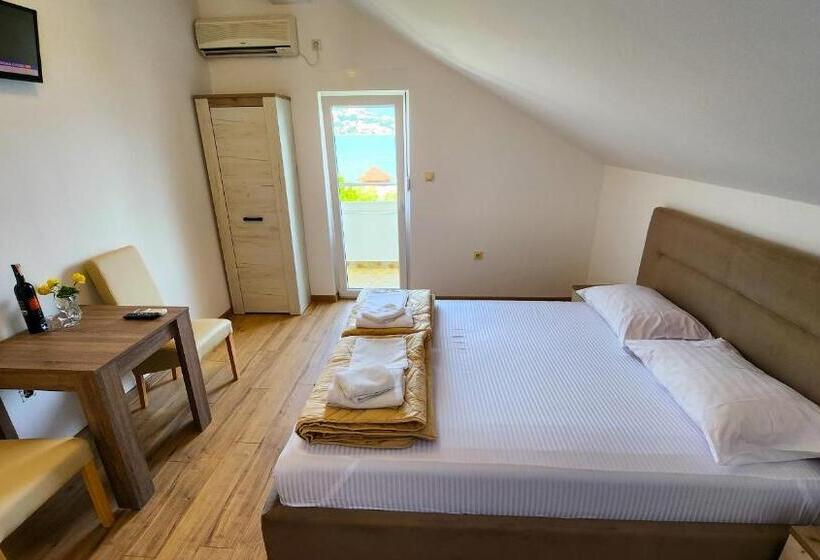 اتاق استاندارد با تخت بزرگ, Apartments Maxi Katić