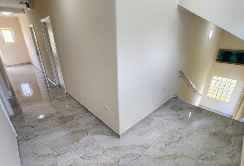 استودیو استاندارد با تخت کینگ, Apartments Maxi Katić