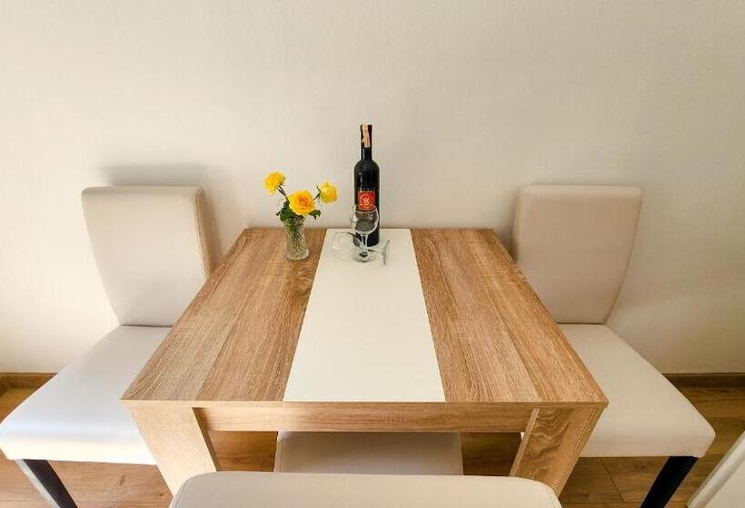 استودیو استاندارد با تخت کینگ, Apartments Maxi Katić