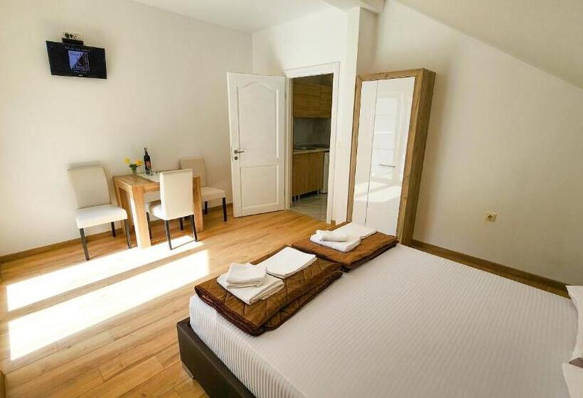 استودیو استاندارد با تخت کینگ, Apartments Maxi Katić