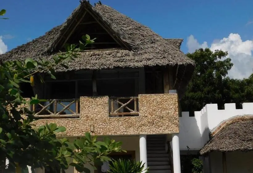 آپارتمان 1 خوابه با تراس, Dama Villa