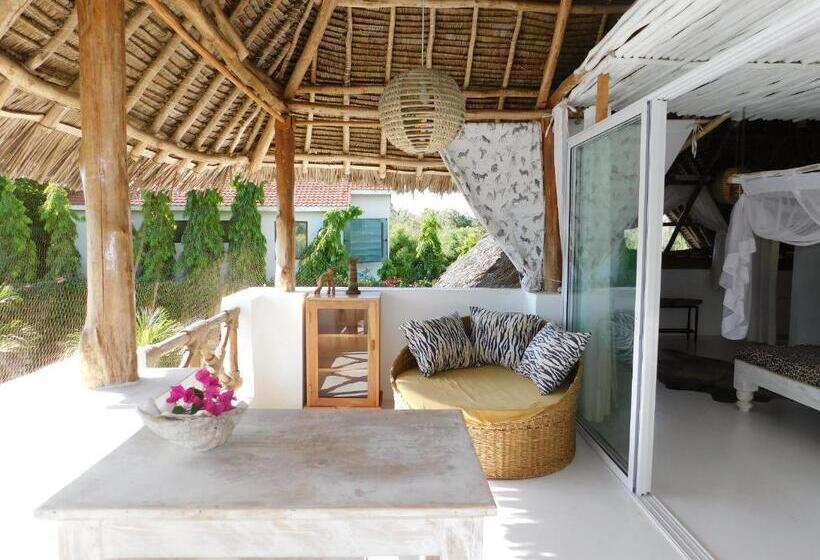 آپارتمان 1 خوابه با تراس, Dama Villa