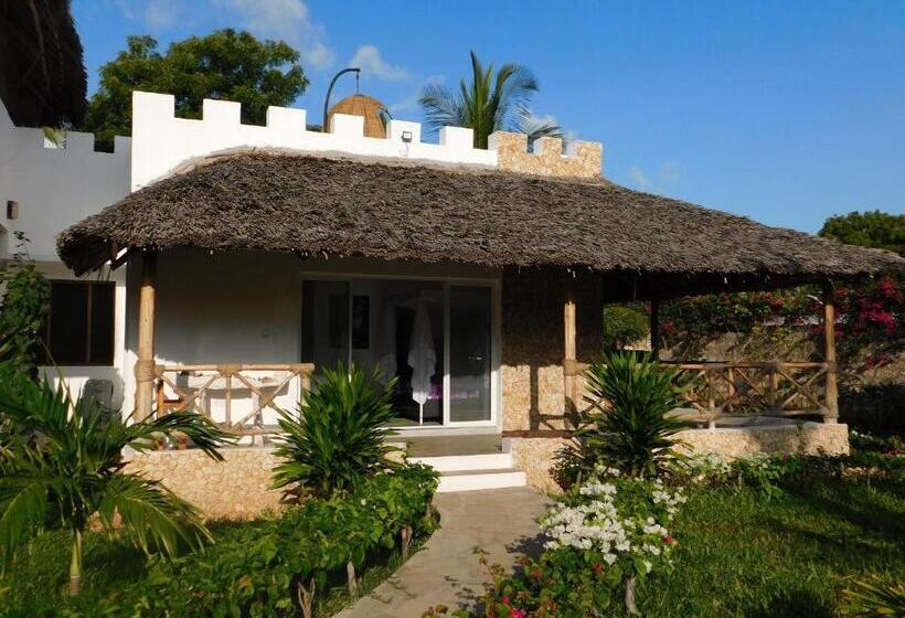 سوئیت با وان آب گرم, Dama Villa