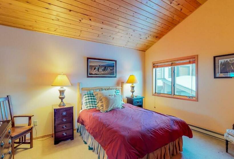 דירת חדר, Beaverhead 1424