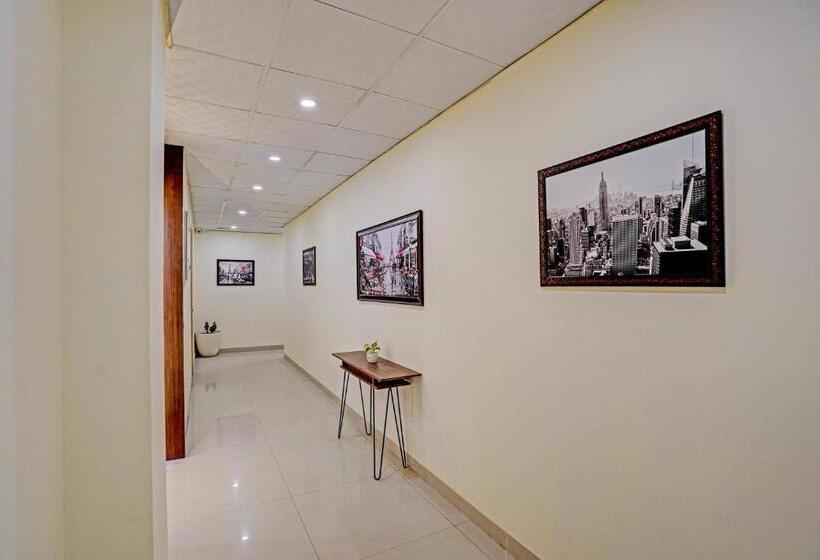 סוויטה משפחתית, Royal Tela Near Igi Airport Delhi