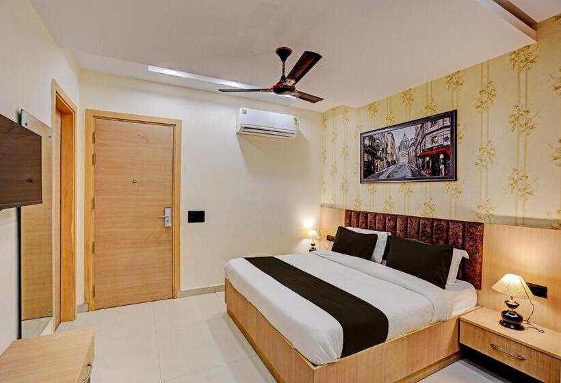 סוויטה משפחתית, Royal Tela Near Igi Airport Delhi